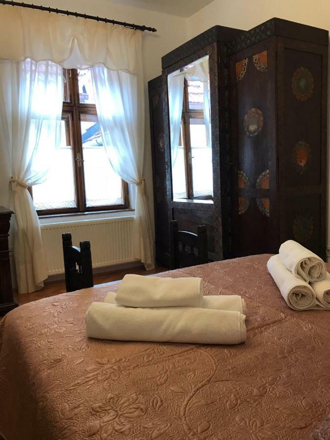 Appartement Casa Livia Braşov Extérieur photo